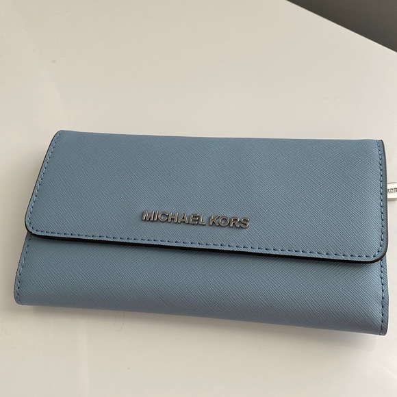 NWT Michael Kors Wallet - Picture 3 of 7